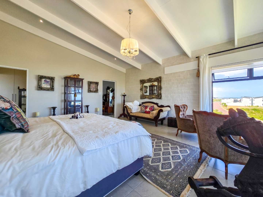 3 Bedroom Property for Sale in Stilbaai Oos Western Cape